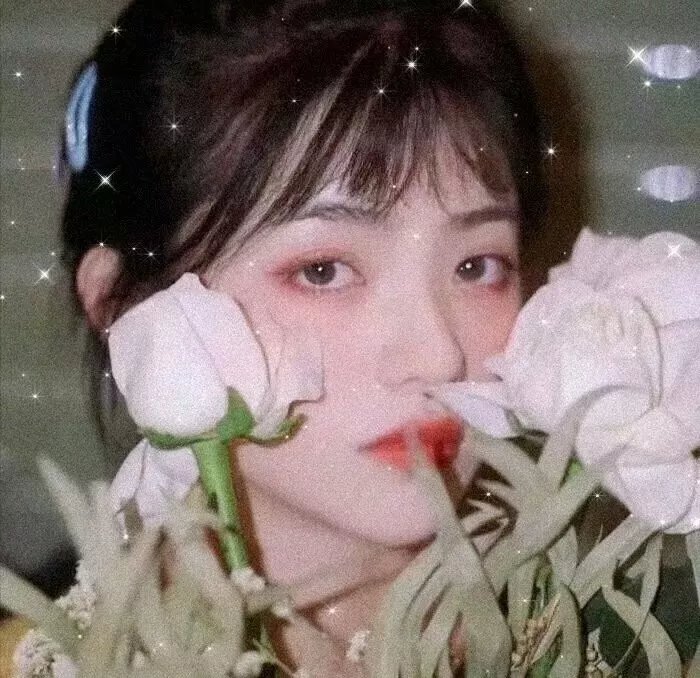 公园里的女孩